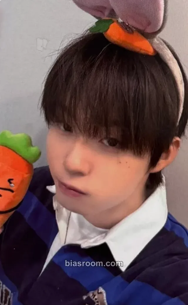 KickFlip - Keiju - My First Kick Album apple music fansign winner benefit