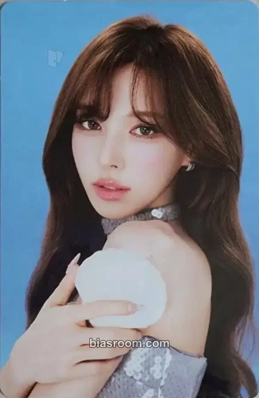 Wendy A Day in Red & Velvet Photocard - Red Velvet - Red Velvet K-pop photocard