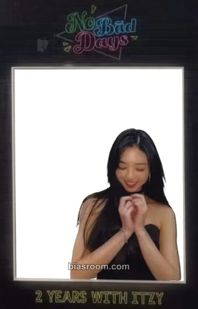 ITZY - Yuna - No bad days Other february frame photocard photocard set transparent/translucent