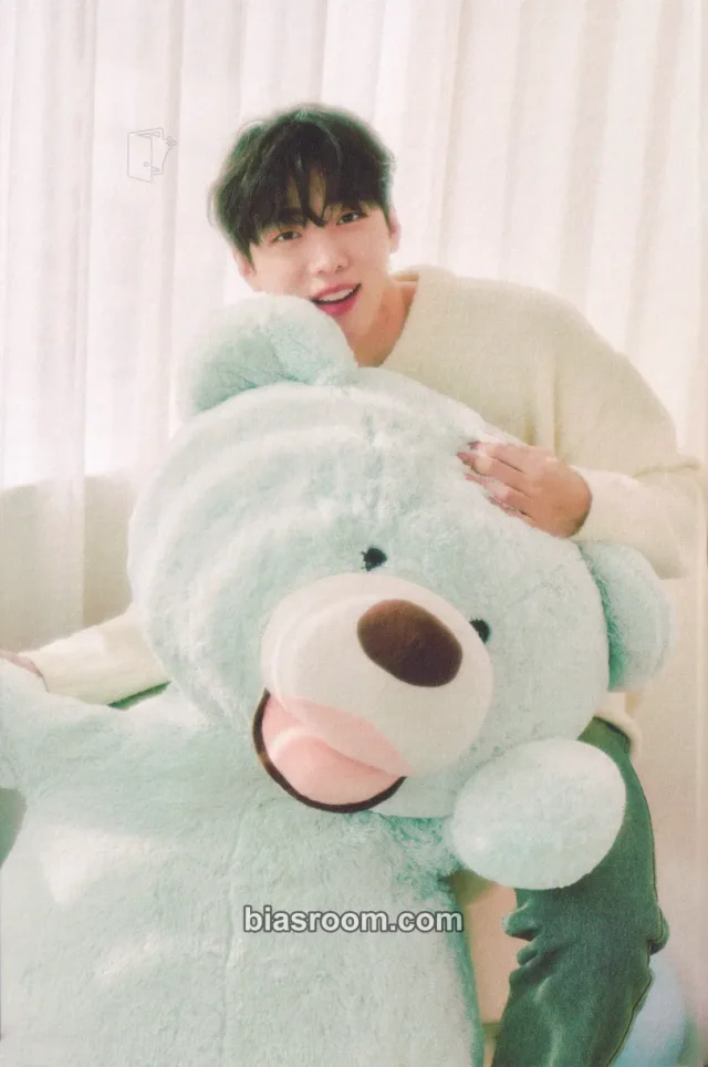 DKZ - Jaechan - 2024 JAECHAN's BIRTHDAY [EVE PARTY] Event merch inclusion postcard postcard book everline