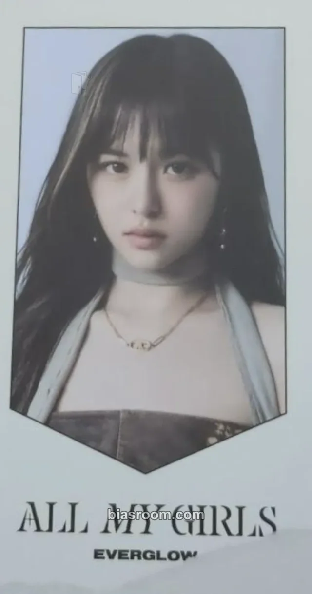 EVERGLOW - E:U - All My Girls Album message card album inclusion savage version