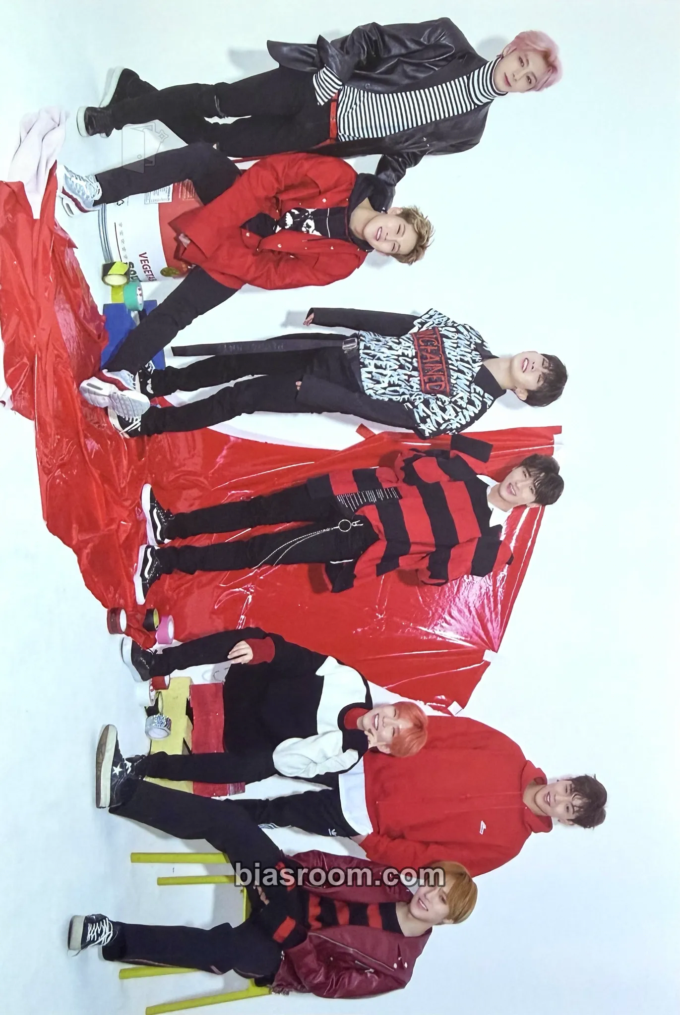 2018 World Tour - The Connect Photocard - MONSTA X - MONSTA X K-pop photocard