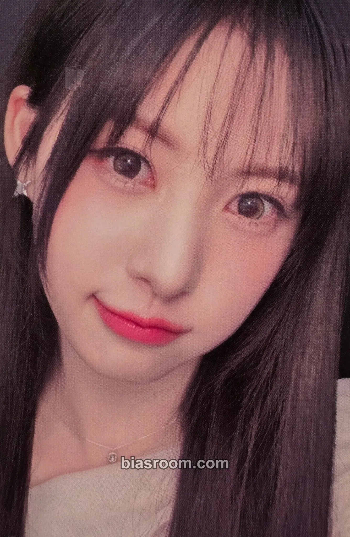 Liv Glow Up Photocard - RESCENE - RESCENE K-pop photocard