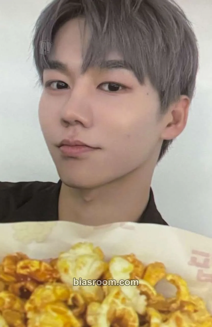 Zeon TUNEXX MINI FANMEETING Photocard - TUNEXX - TUNEXX K-pop photocard