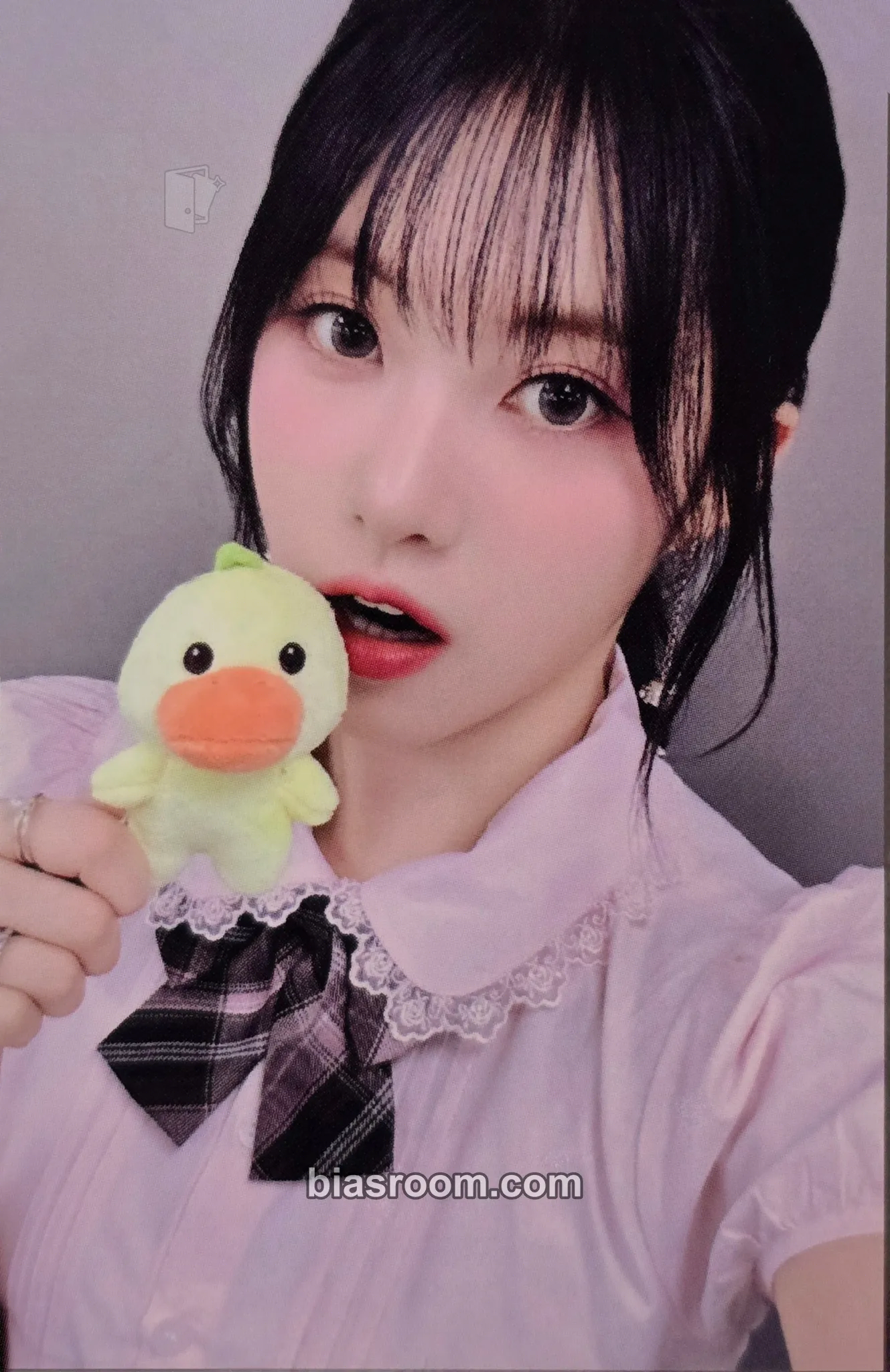 Liv Dearest Photocard - RESCENE - RESCENE K-pop photocard