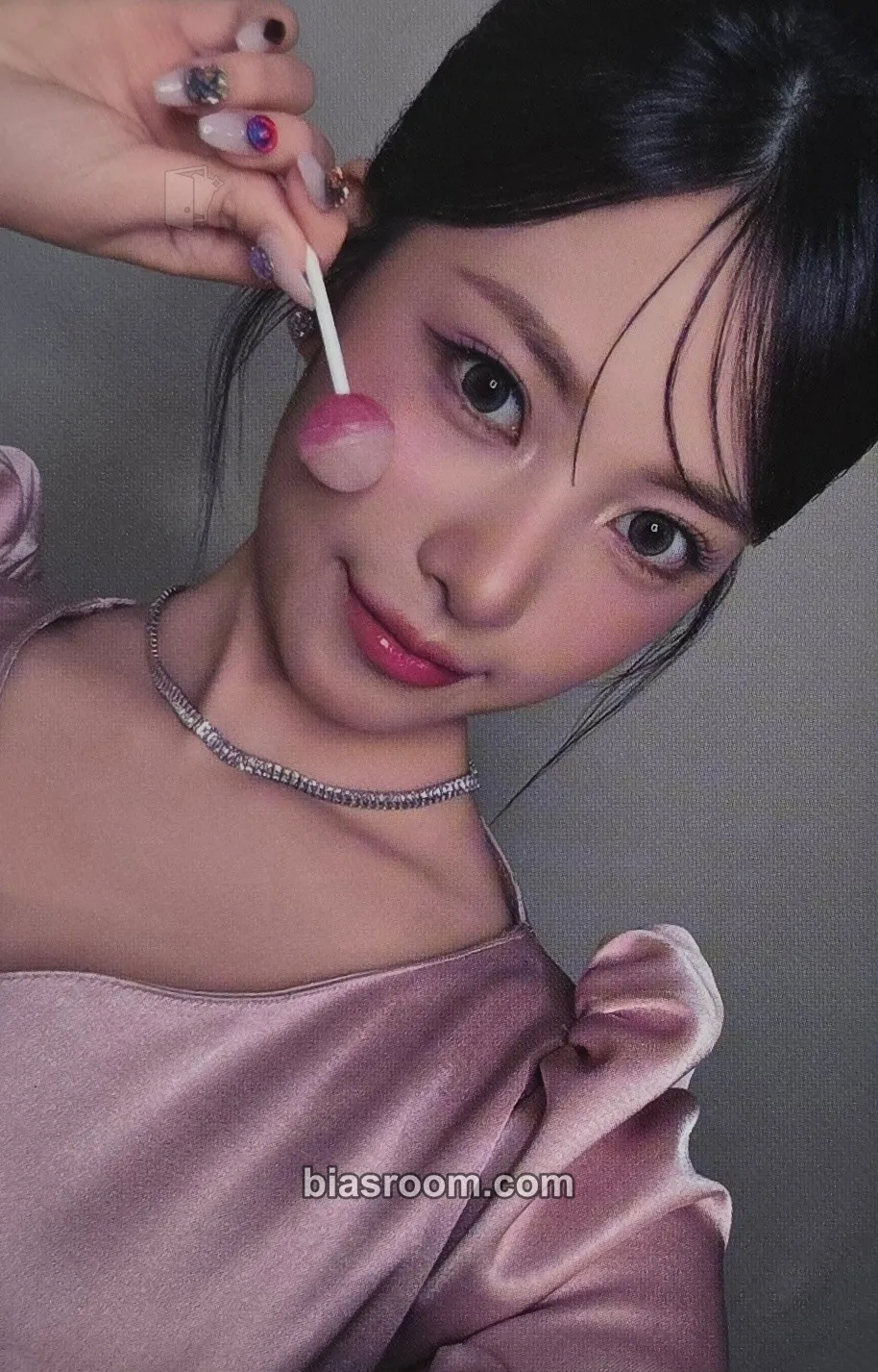 Liv lip bomb Photocard - RESCENE - RESCENE K-pop photocard
