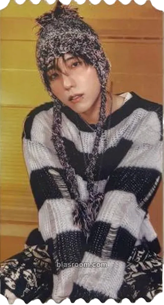 Xdinary Heroes - Gunil - Beautiful Mind World Tour Event photo ticket merch inclusion tour merch item set photocard binder