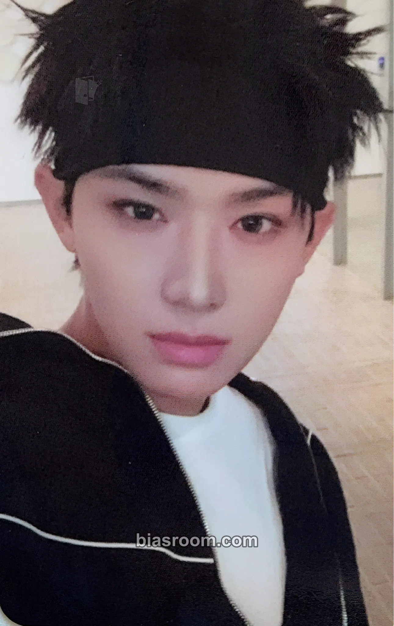 Yichen 1. Got Hooked: An Addictive Symphony Photocard - MODYSSEY - MODYSSEY K-pop photocard