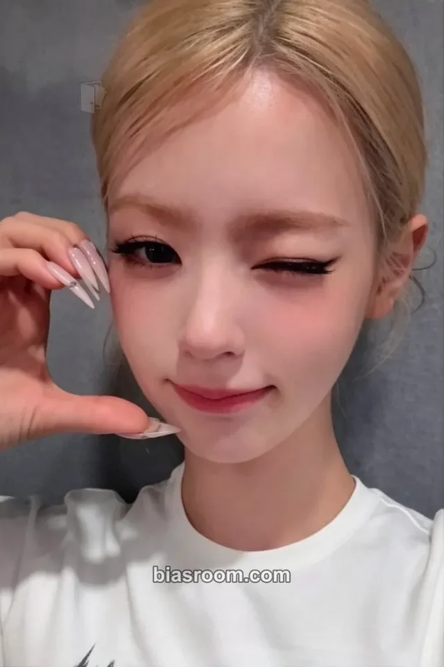 i-dle - Miyeon - We are Album popmerch round 5 lucky draw (LD)