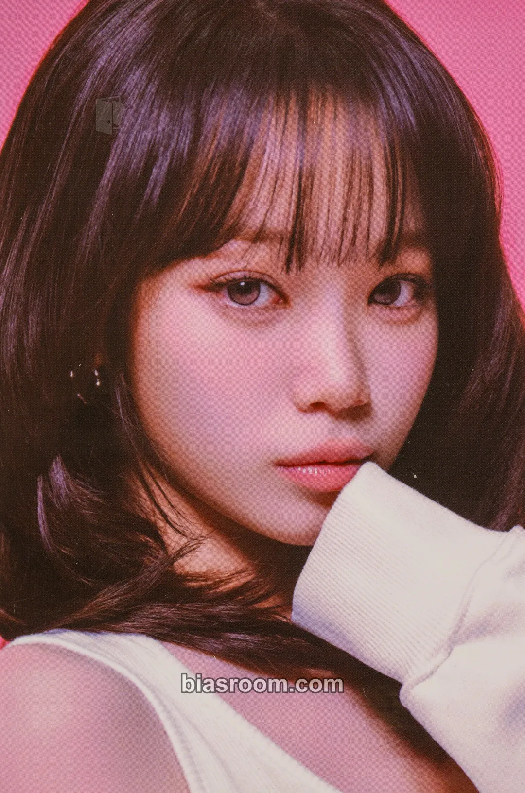 Kim Chaewon VR Concert: Invitation Photocard - LE SSERAFIM - LE SSERAFIM K-pop photocard