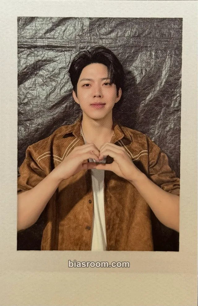 DAY6 - Dowoon - 3rd World Tour ‘FOUREVER YOUNG’ (Blu-Ray) Other dvd/blu-ray inclusion polaroid set polaroid