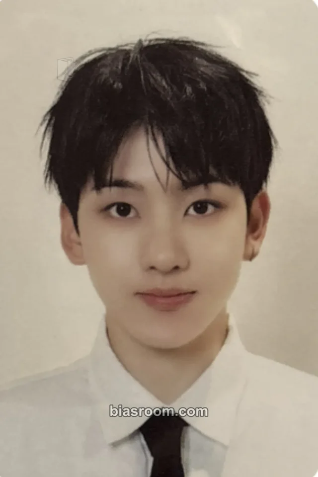KickFlip - Kyehoon - My First Flip Album broadcast lucky draw (LD) id photo
