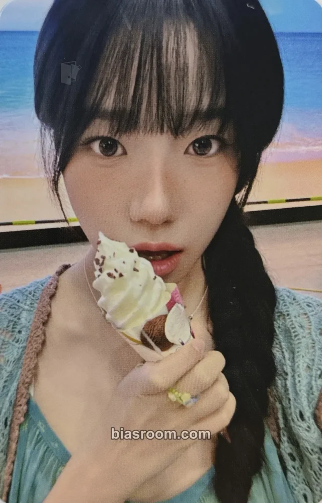 Jo Yuri - Jo Yuri - SEASON’S GREETINGS 2026 - 365 Days with YO(U)RI Other yes24 pob (pre-order benefit) season's greetings
