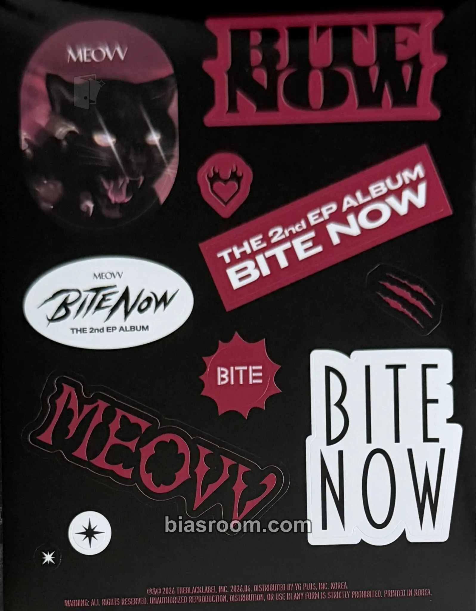 BITE NOW Photocard - MEOVV - MEOVV K-pop photocard