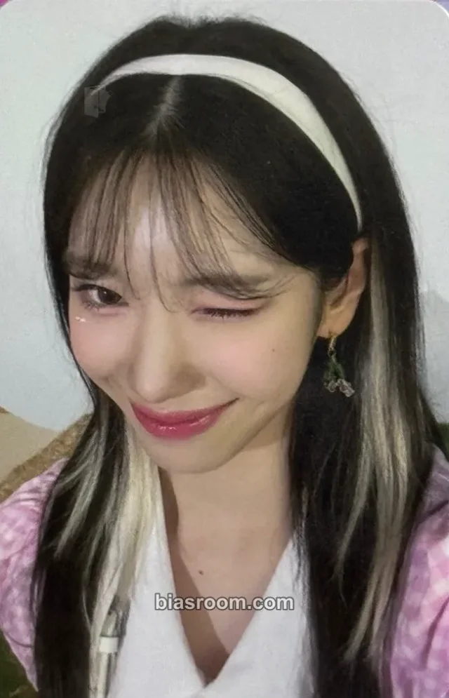 Rocket Punch - Suyun - Season's Greetings 2024 Other season's greetings video call (fancall) woollim mall