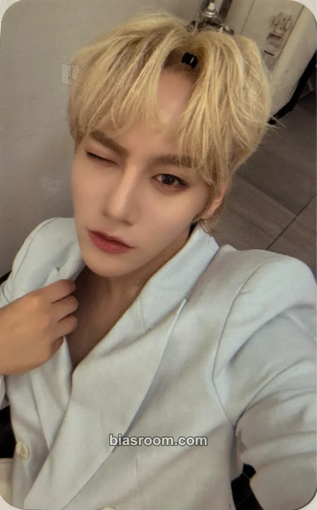 WAKER - Sebum - 1ST GLOBAL OFFICIAL FANCLUB KIT WAKER HOUSE Other fanclub/membership photocard set