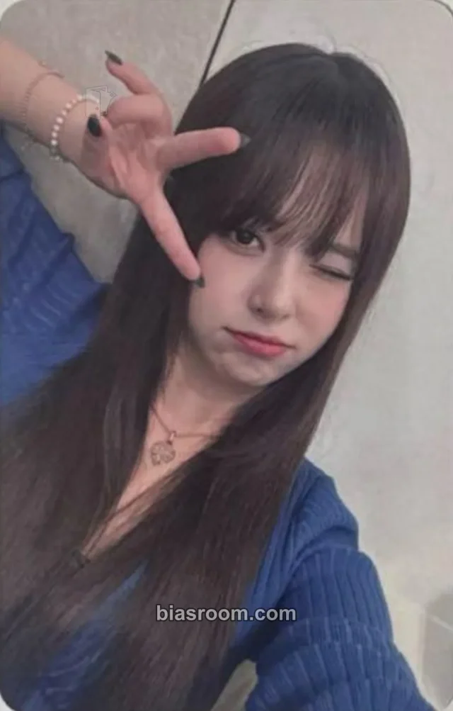 EVERGLOW - E:U - 4EVER GLOW Asia Fanmeeting Event japan tokyo merch photocard photocard set