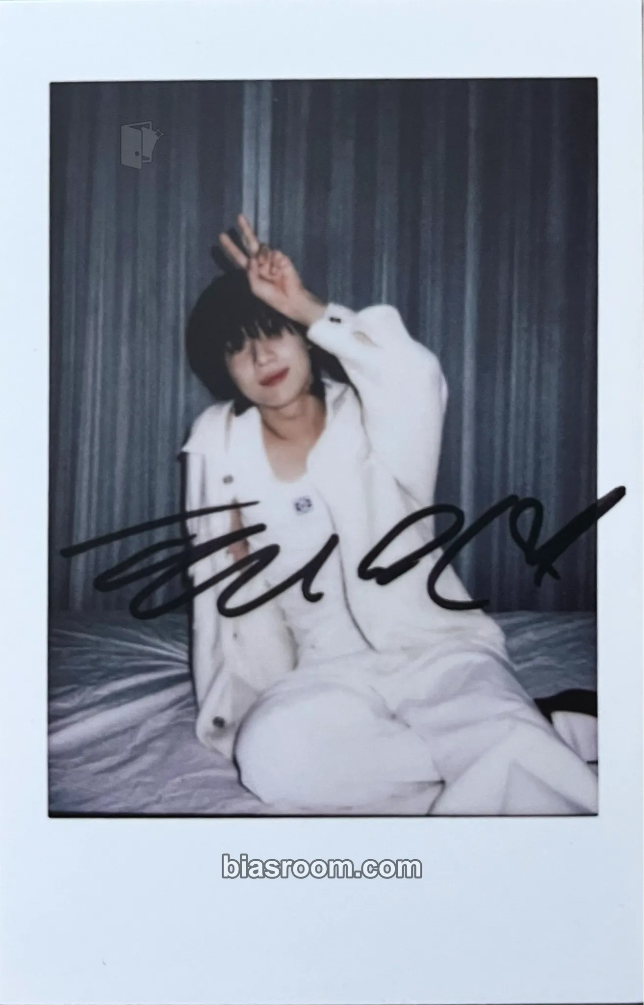 Taemin Waves Magazine 2023 Photocard - Taemin K-pop photocard