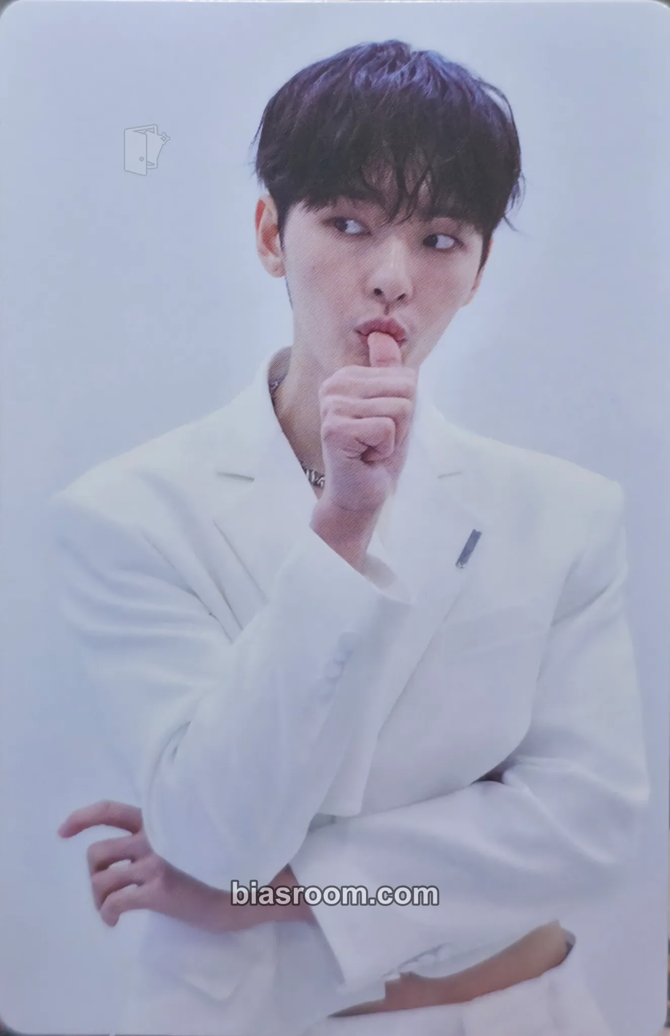 KB Things I Can’t Say LOve - OnlyOneOf 2024 World Tour - dOpamine Photocard - OnlyOneOf - OnlyOneOf K-pop photocard