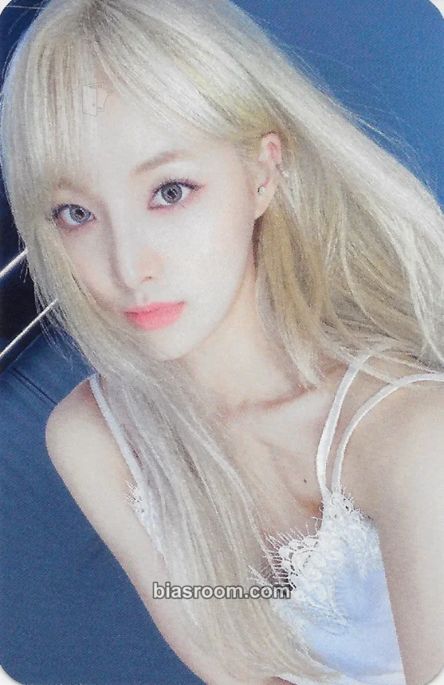 Nature - Saebom - NATURE WORLD: CODE M Album makestar