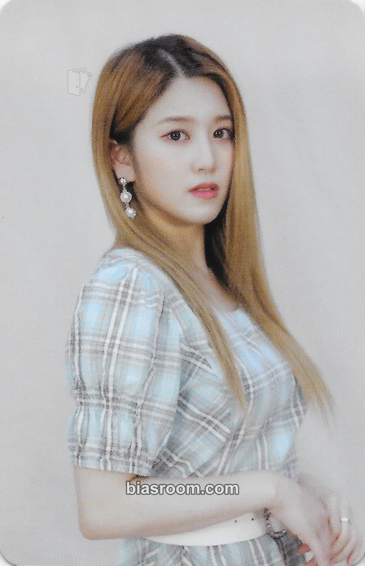 Haru NATURE First to Leaf Photocard - Nature - Nature K-pop photocard