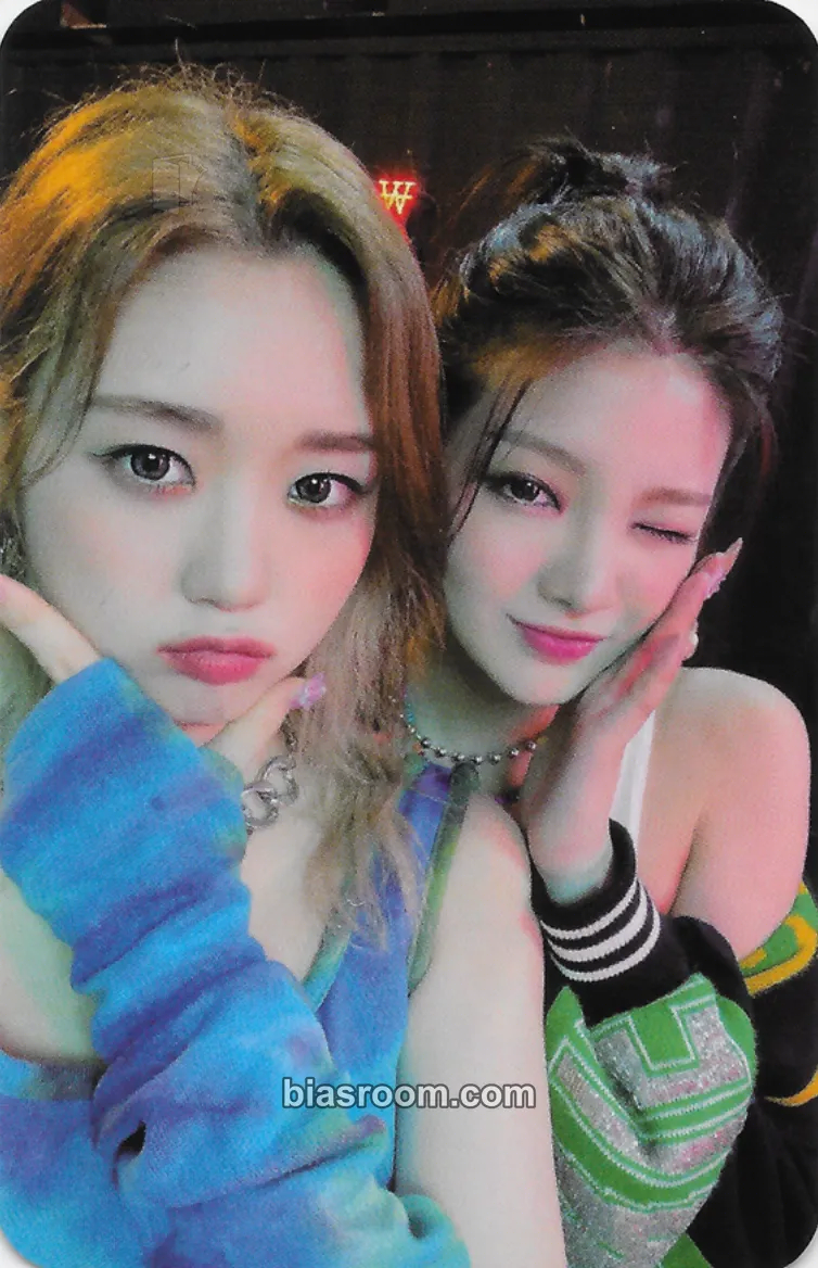 Leviosa Photocard - TRI.BE - TRI.BE K-pop photocard