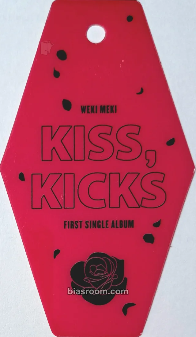 Weki Meki - KISS, KICKS Album album inclusion keyring