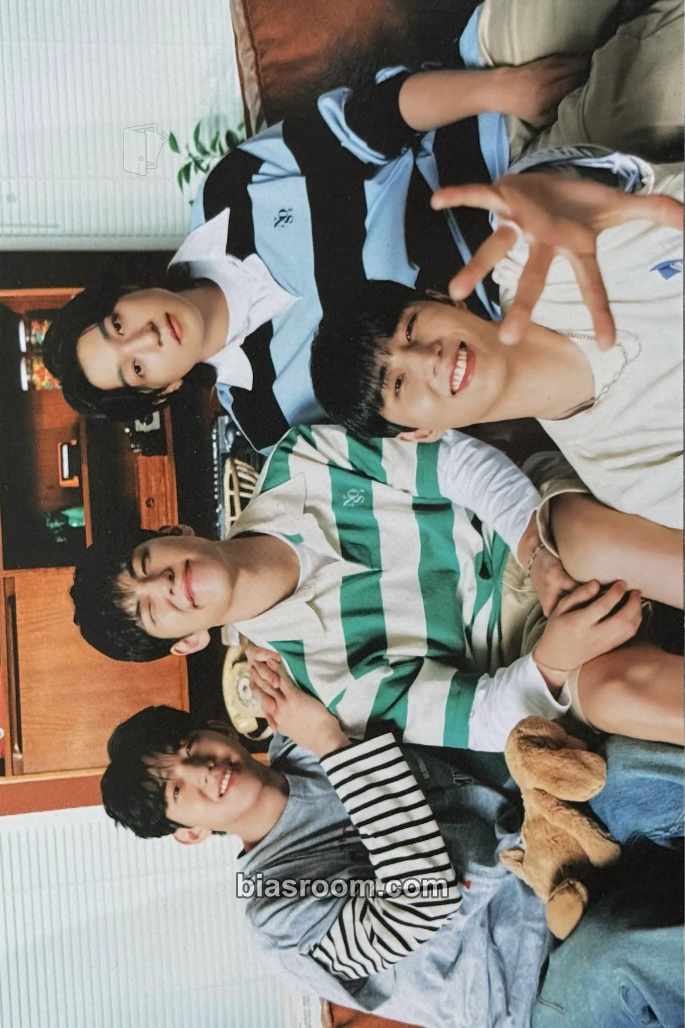 2025 Season's Greetings - Way To Trip Photocard - DAY6 - DAY6 K-pop photocard