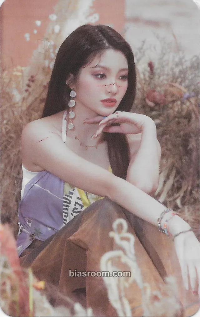 TRI.BE - Kelly - Diamond Album album photocard nemo version