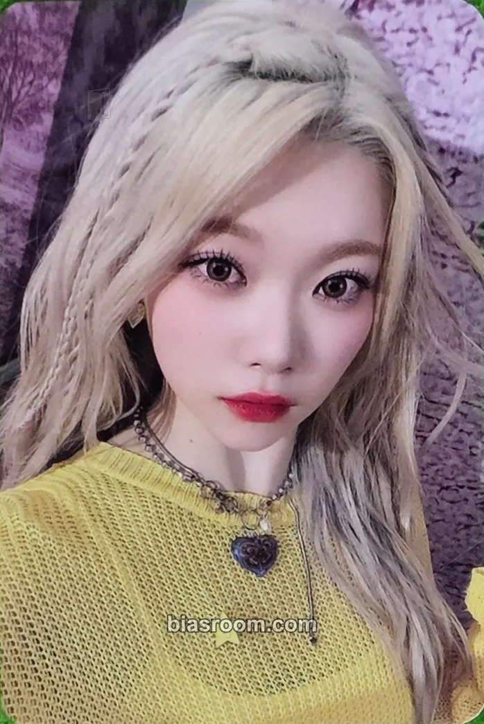 Tsuki side-B : memoirs of echo unseen Photocard - Billlie - Billlie K-pop photocard