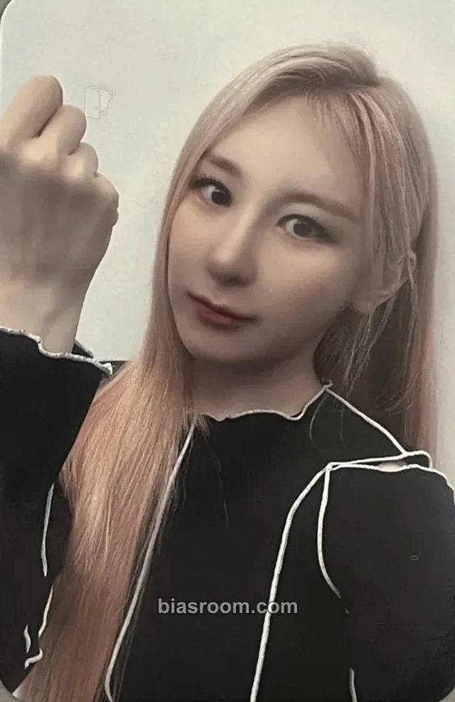 Lee Chaeyeon - Lee Chaeyeon - Over The Moon Album soundwave video call (fancall) round 1