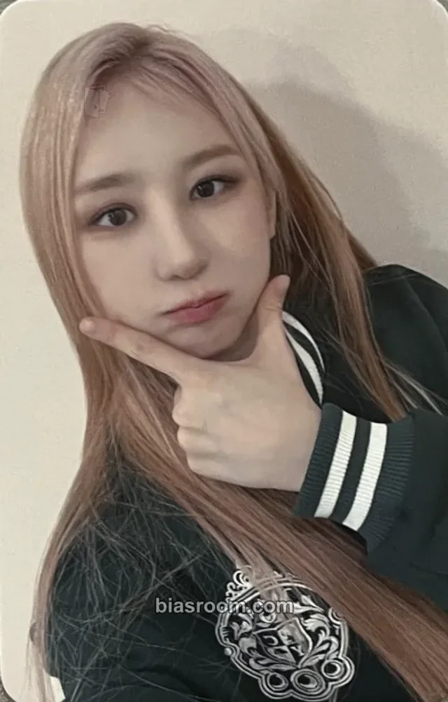 Lee Chaeyeon - Lee Chaeyeon - Over The Moon Album soundwave fansign round 1