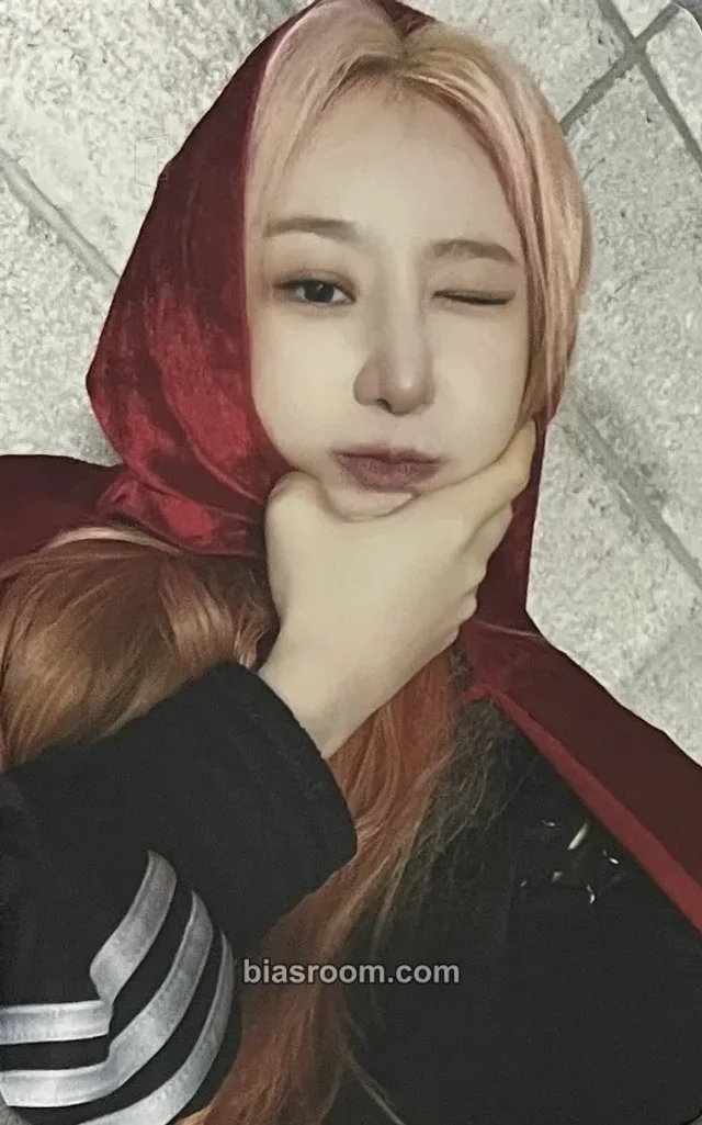 Lee Chaeyeon - Lee Chaeyeon - Over The Moon Album makestar video call (fancall) round 2 double-sided