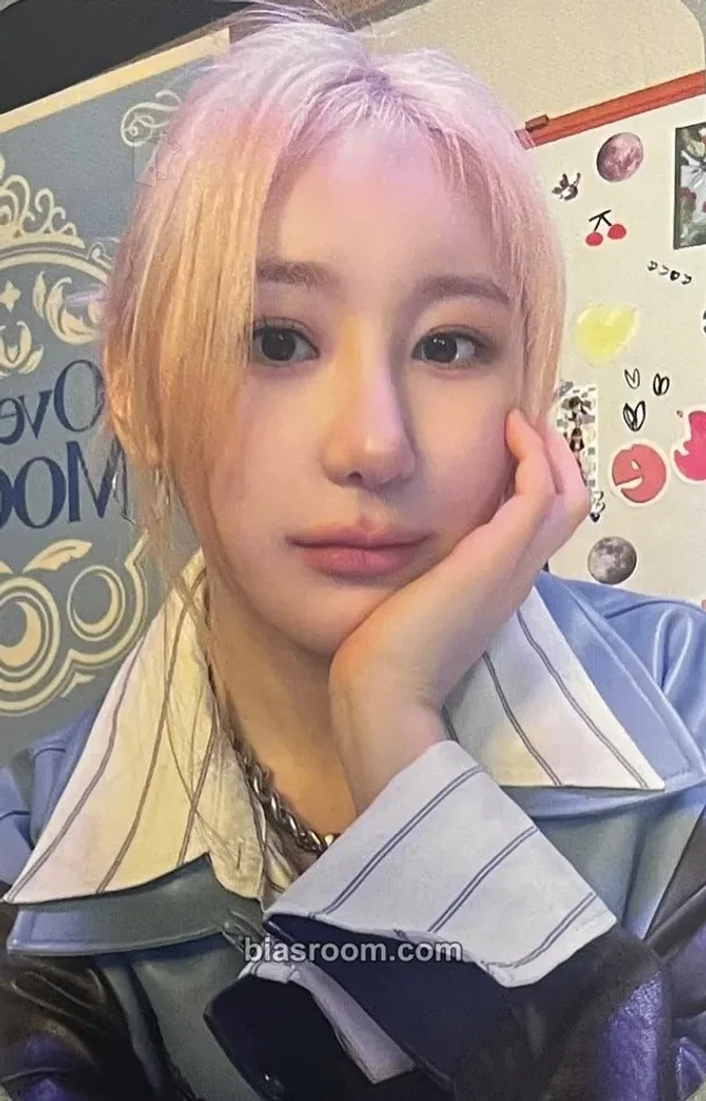 Lee Chaeyeon - Lee Chaeyeon - Over The Moon Album apple music video call (fancall) round 1