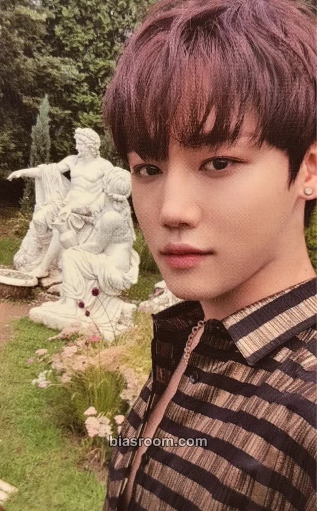 Golden Child - Jang Jun - Game Changer Album album photocard normal version