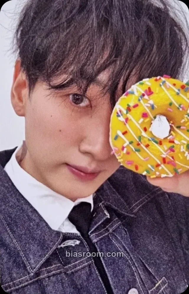 SUPER JUNIOR - Eunhyuk - 2026 Season's Greetings - Detectives : Case File 2026 Top Secret Other season's greetings photo pack merch photocard photocard set