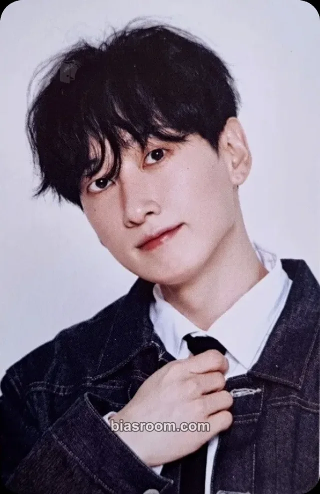 SUPER JUNIOR - Eunhyuk - 2026 Season's Greetings - Detectives : Case File 2026 Top Secret Other season's greetings photo pack merch photocard photocard set