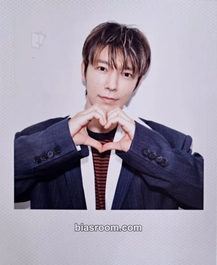 Donghae 2026 Season's Greetings - Detectives : Case File 2026 Top Secret Photocard - SUPER JUNIOR - SUPER JUNIOR K-pop photocard
