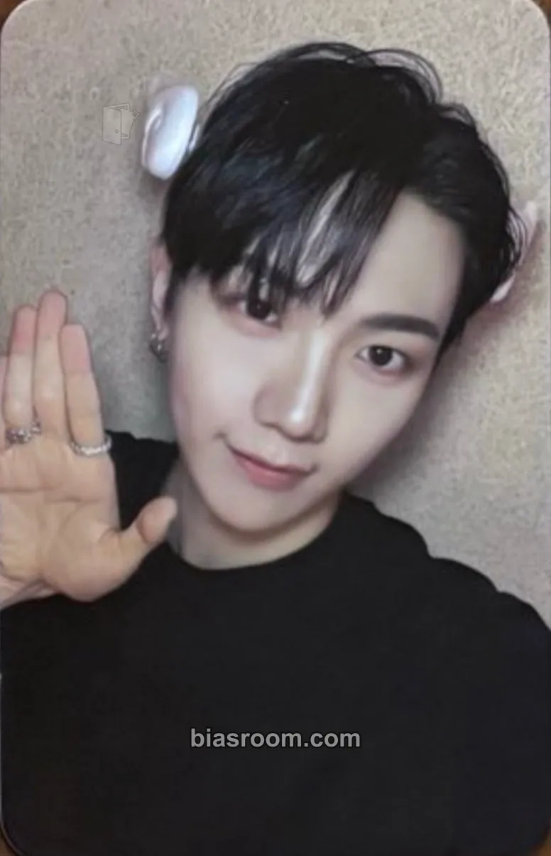 Hyunbin No Doubt Photocard - ALL(H)OURS - ALL(H)OURS K-pop photocard