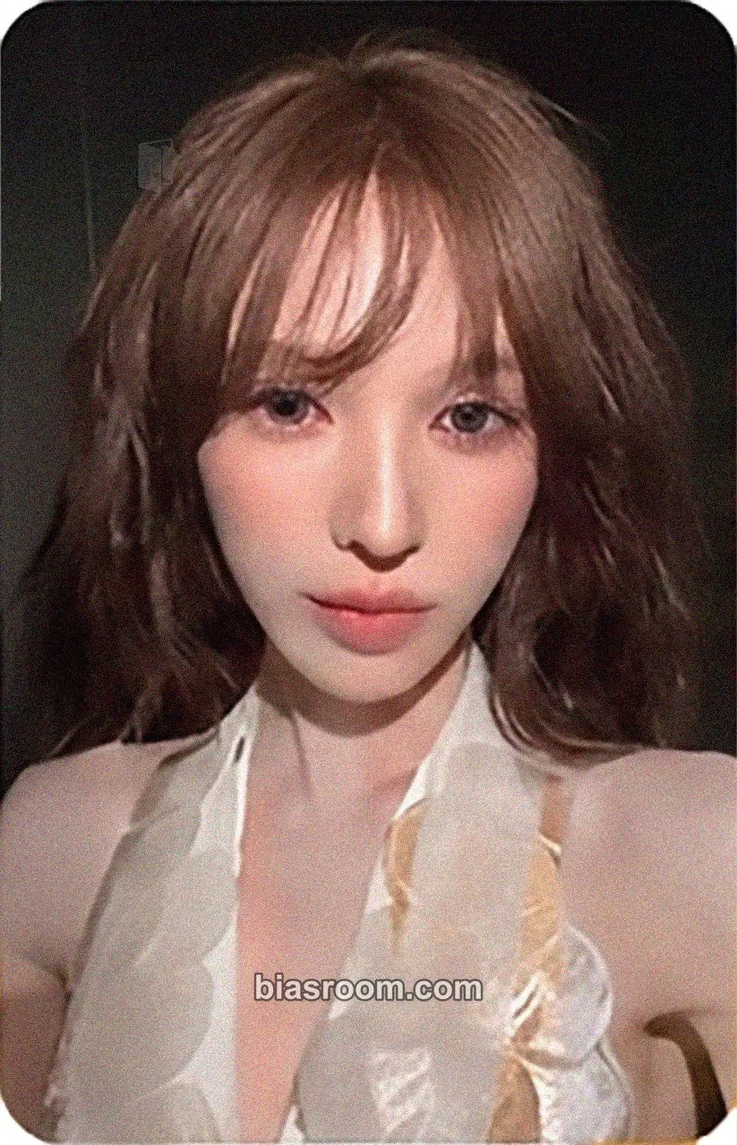 Wendy Velvet Summer Photocard - Red Velvet - Red Velvet K-pop photocard