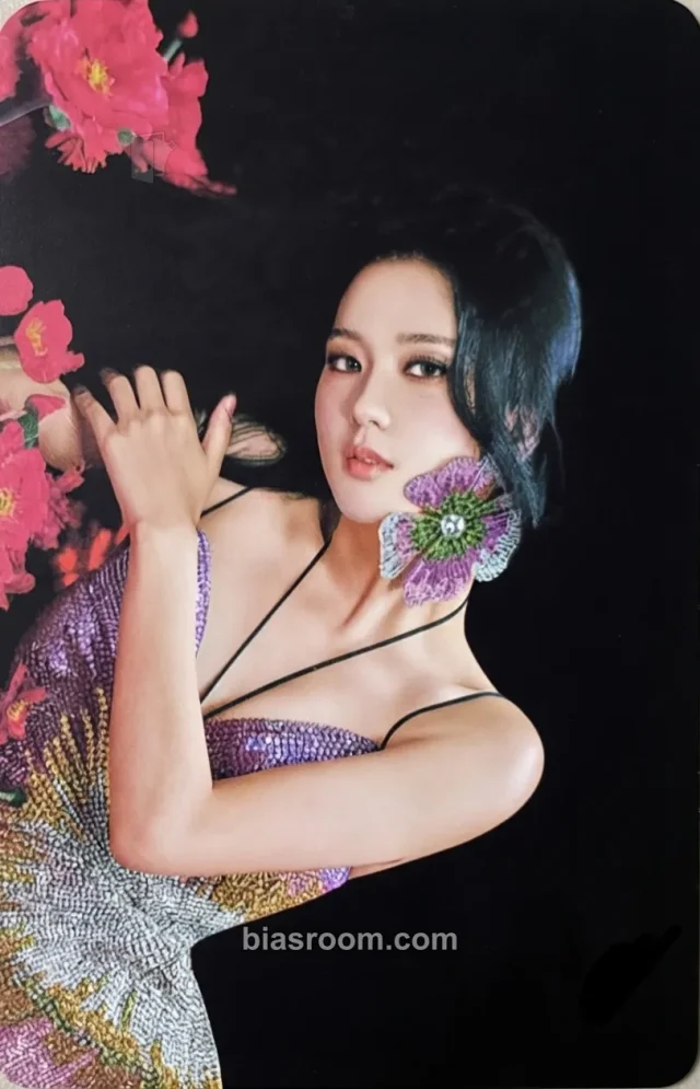 BLACKPINK - Jisoo - ME (Jisoo solo) Album merch photocard red version letter set