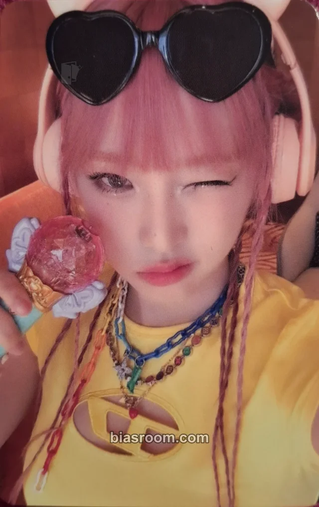 Yena - Yena - HATE XX Album pob (pre-order benefit) makestar
