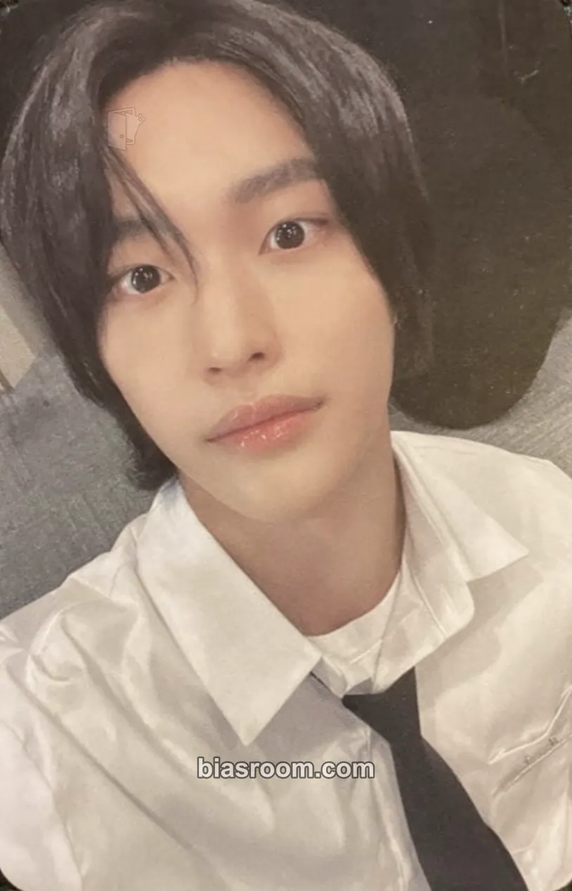 Wonbin Get A Guitar Photocard - RIIZE - RIIZE K-pop photocard
