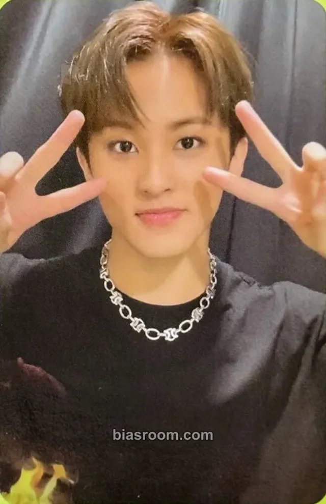 SuperM - Mark - SuperM Beyond The Future Event AR ticket merch photocard item set