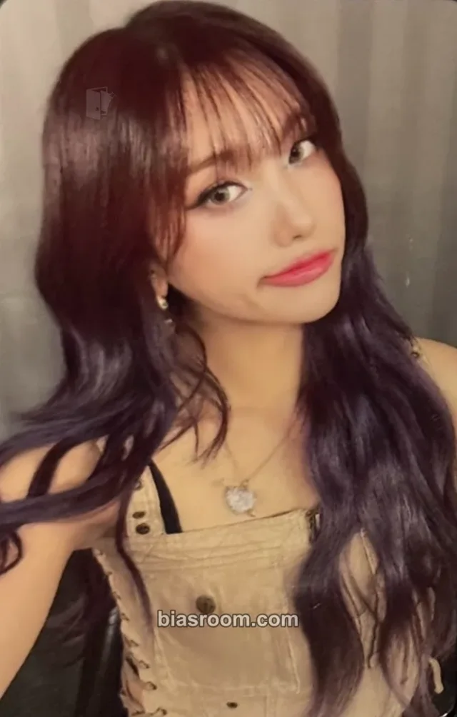 EVERGLOW - Aisha - 2024 EVERGLOW FAN MEETING : FOREVER Event entrance / attendance benefit