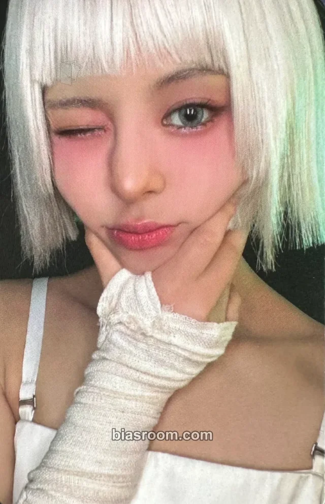 EVERGLOW - E:U - ZOMBIE Album broadcast week 2