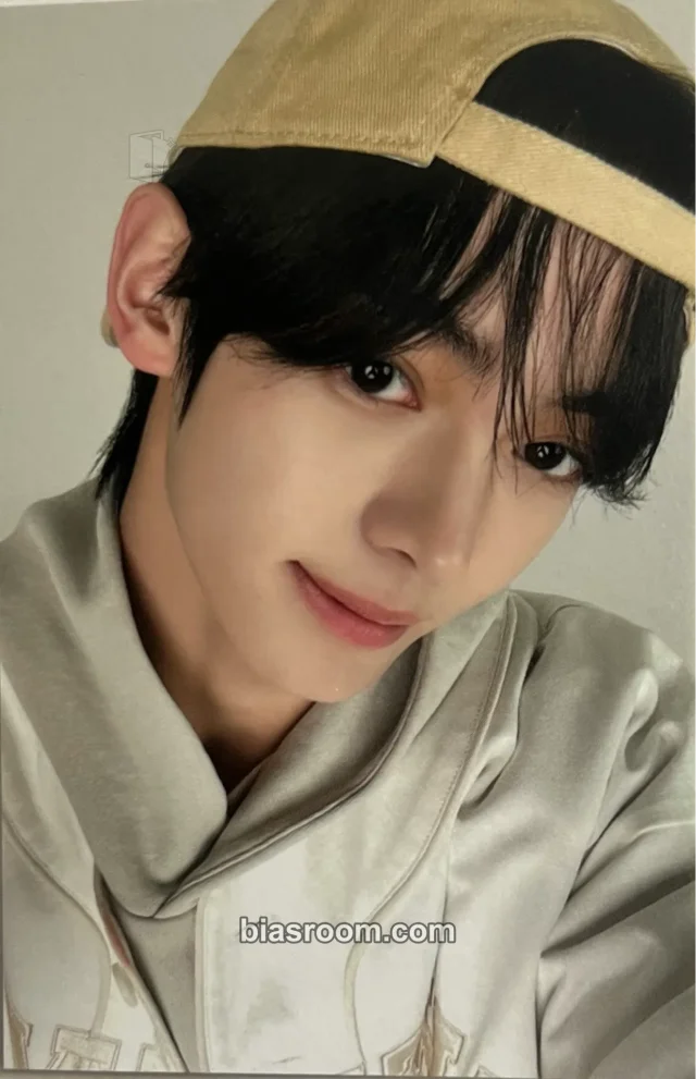 TWS - Hanjin - 24/7:With:Us - 2025 Tour Event merch photocard baseball jersey