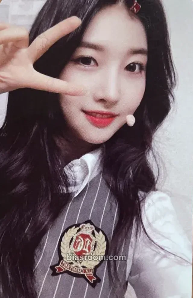 EVERGLOW - Sihyeon - Arrival of EVERGLOW Album broadcast