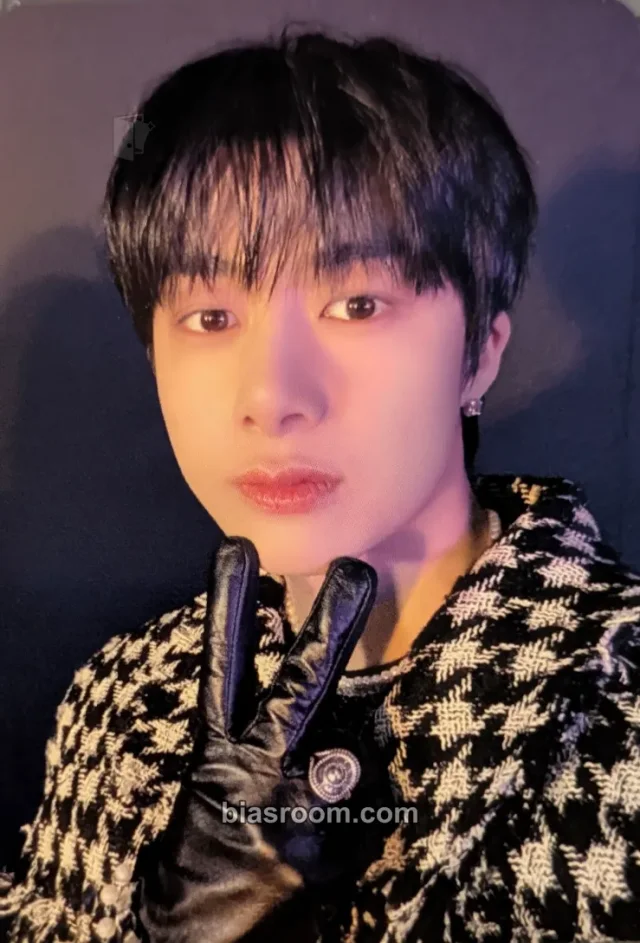 MONSTA X - Hyungwon - REASON Album apple music fansign round 2