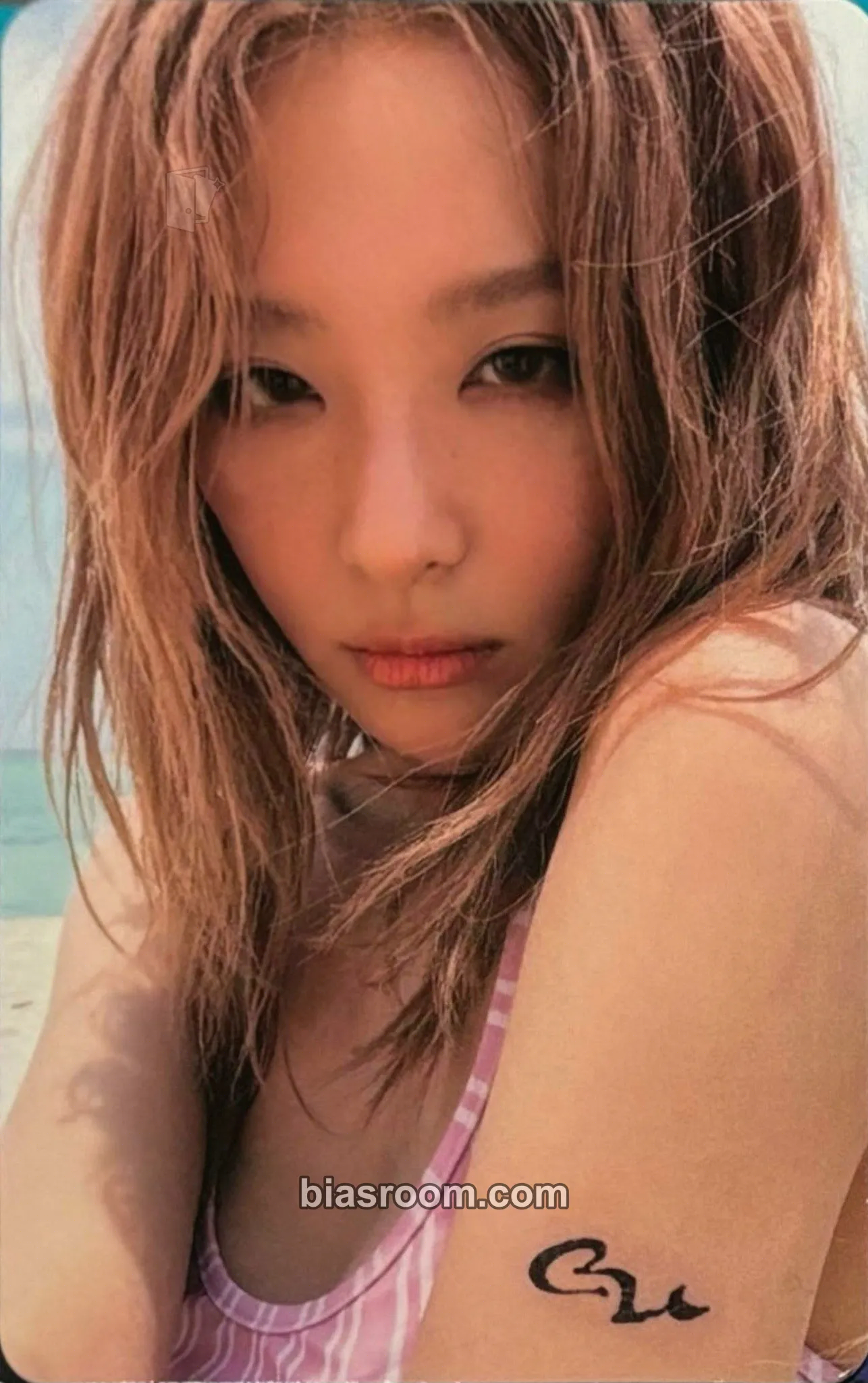 Seulgi Velvet Summer Photocard - Red Velvet - Red Velvet K-pop photocard